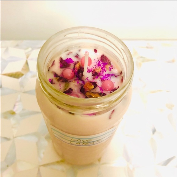 NWT Love Candle - Picture 2 of 3